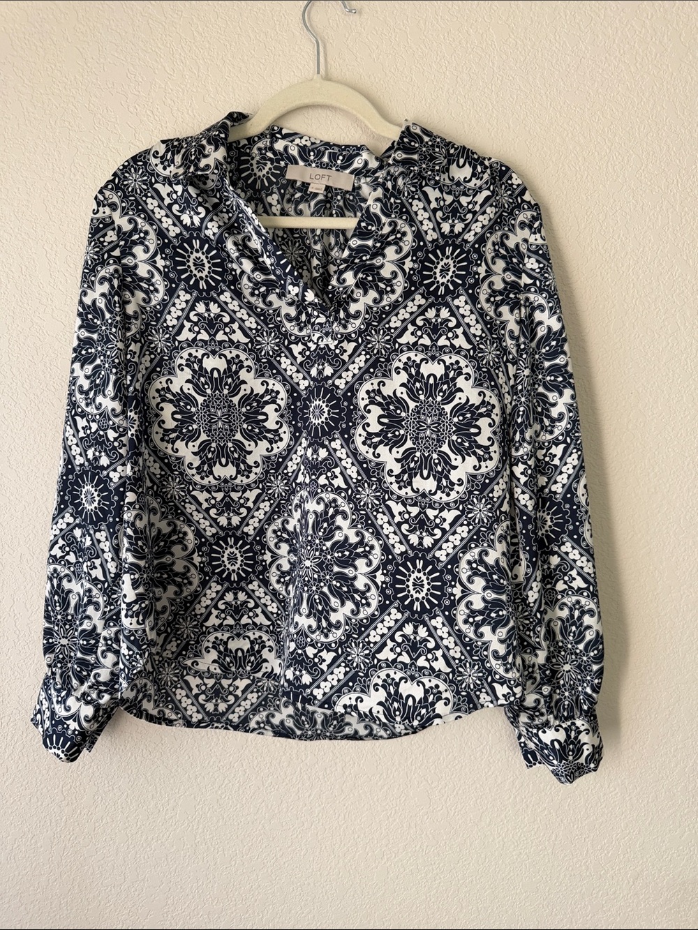 LOFT Navy & White Medallion V-Neck Long Sleeve Blouse